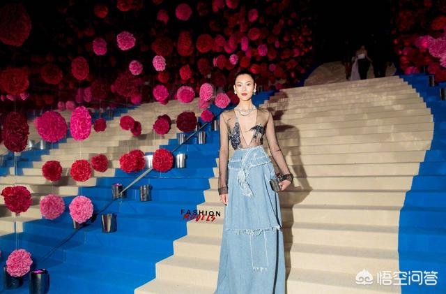 头条问答 刘雯的时尚穿搭为什么被看成是行走的时尚教科书 27个回答