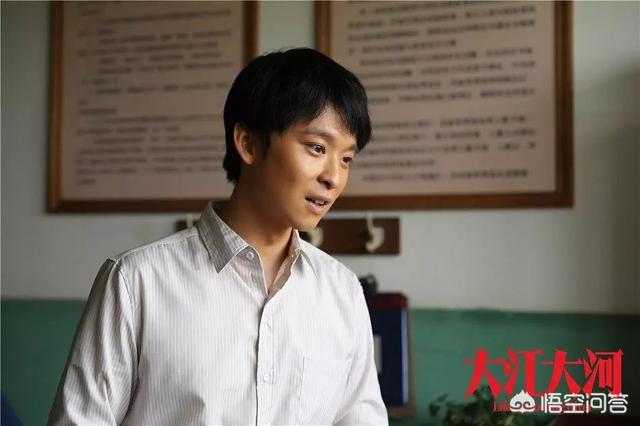程峰扮演者:如何评价电视剧《大江大河》中董子健饰演的杨巡