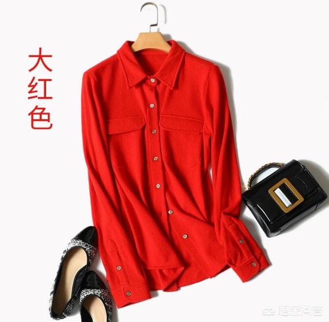 程潇的胸也太大:27岁大胸女生如何穿衣搭配尤其是在职场工作较多的服装