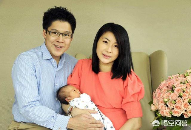 伏明霞老公是谁:同样是跳水皇后，为什么吴敏霞结婚生娃不如伏明霞郭晶晶受关注
