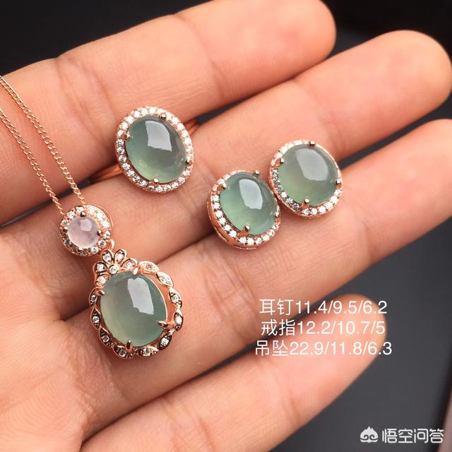 几百块的翡翠手镯是真的吗,几百块的翡翠值不值得购买？