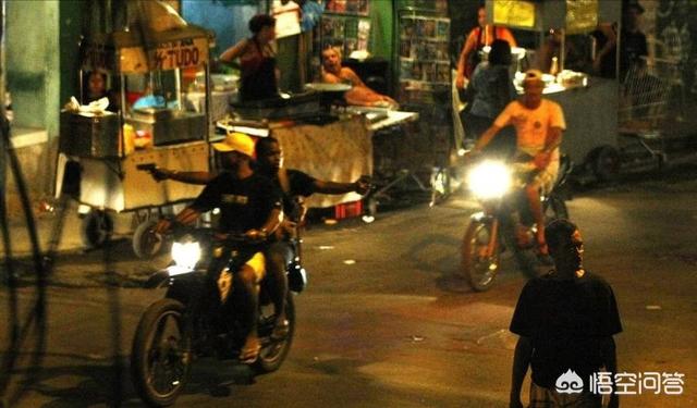 建国门枪击案:突发！美国德克萨斯发生重大枪击案！至少20人死亡！怎么回事