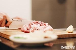 台湾卤肉饭的标准是什么，你觉得卤肉饭的精髓是什么？
