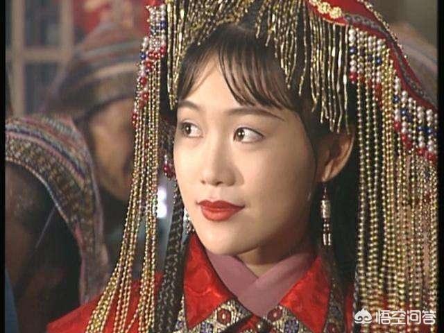 宫洺喜欢谁:电影小时代里顾里也是富二代。为什么顾源的妈妈不喜欢她