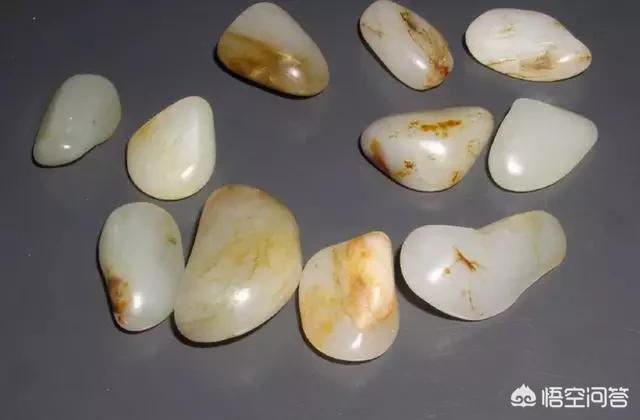 和田玉需要抹油吗,新疆和田玉，玉的皮子重要或是玉质重要？