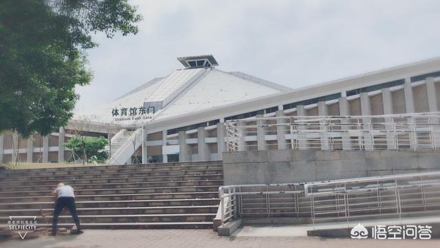 华南理工大学、华南农业大学、华南师范大学、暨南大学、中山大学、广东工业大学、广东外语外贸大学、广东财经大学、广州医科大学等,各自都有什么样的教学特色？