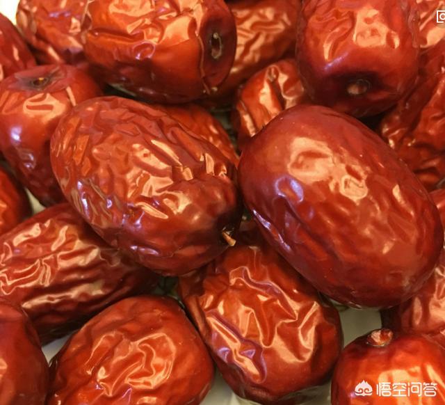 大家都知道新疆的红枣好,可是每年都会出现滞销这种情况是什么原因？