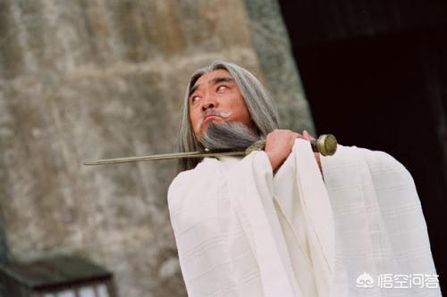 囊萤映雪的主人公是谁:历史上有哪些“自毁长城”的人物