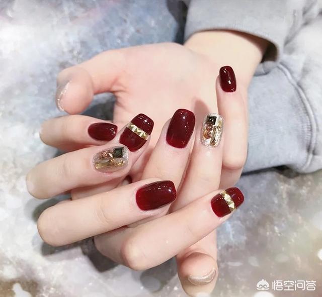 有没有好看的美甲图片？