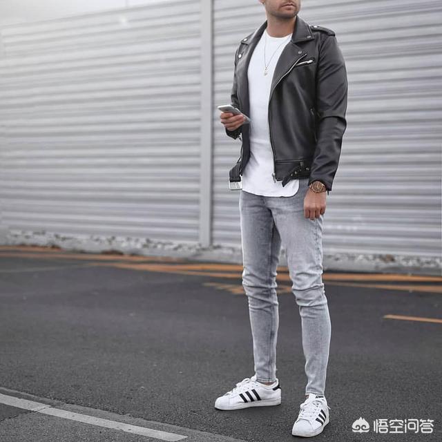 男长袖t恤纯棉圆领:男生适合穿什么颜色的衣服