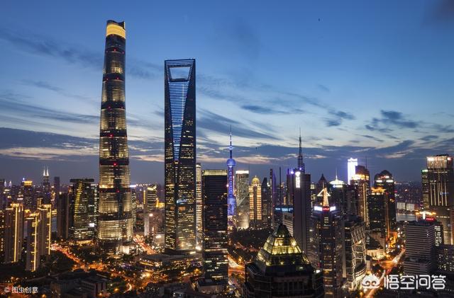 上海红美丽:你觉得重庆和上海哪里的夜景比较好看？