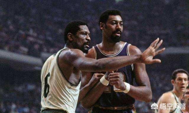 为什么张伯伦的各项得分数据如此惊人，在篮球界中的地位却不及乔丹，同位置相比也不如贾巴尔呢？插图22