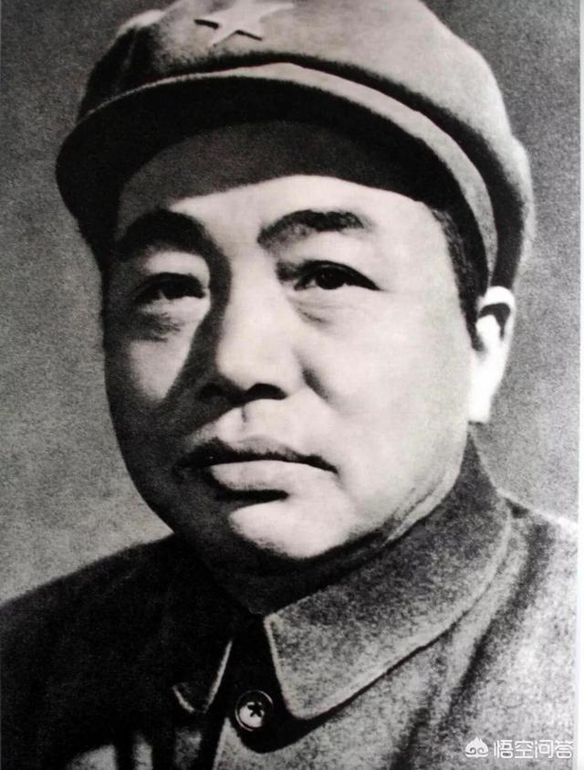 有哪些诗形容一个人很牛很厉害？