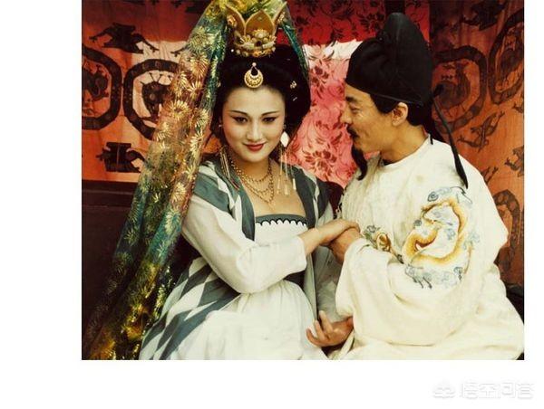 杨贵妃深受皇上喜欢并独得专宠为何会传言被皇上赐死你怎么看