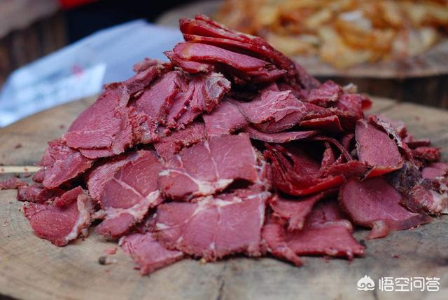 勃艮第红酒炖牛肉，牛肉是最健康的肉，跟什么菜搭配是最好的