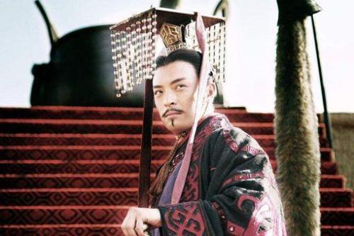 曾侯乙的嘴里为什么含了那么多的小动物？这些小动物是干什么用的？插图47