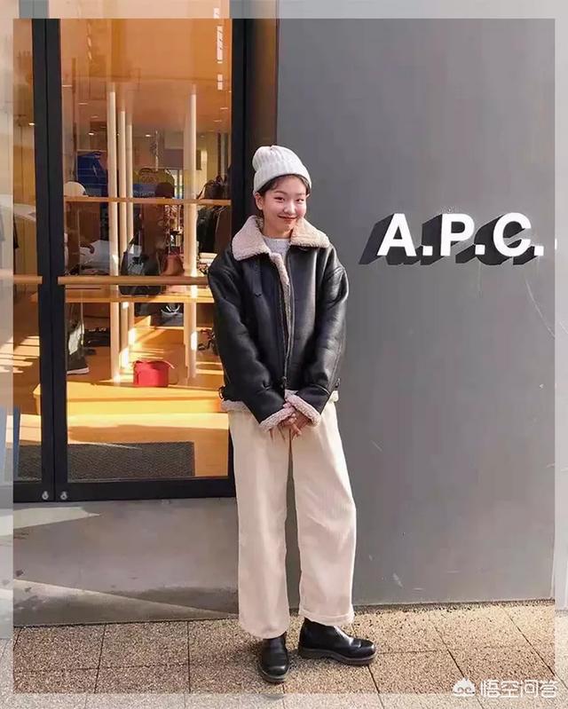 皮衣配什么裤子好看,皮衣外套配什么裤子好看？