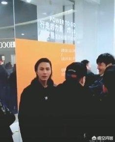 陈坤行走的力量:如何看待近日陈坤出席活动被认错成杨坤