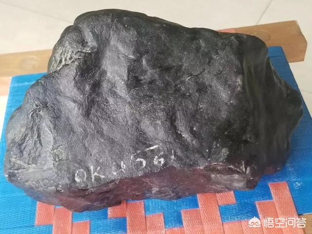 翡翠原石场口特点介绍,后江场口翡翠原石有些什么特点？