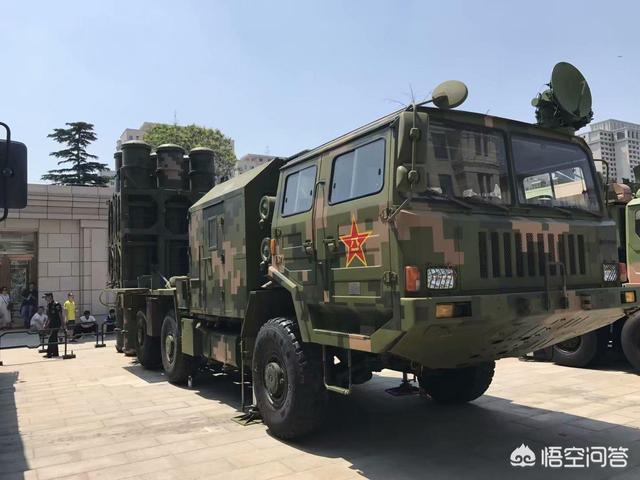 军舰鸟的特点:请问恐龙时代的翼龙究竟有多重？它是怎么可以在天上飞的？