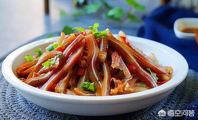 凉菜狗宝是什么东西:狗宝长在狗的什么什么部位？ 凉菜狗宝