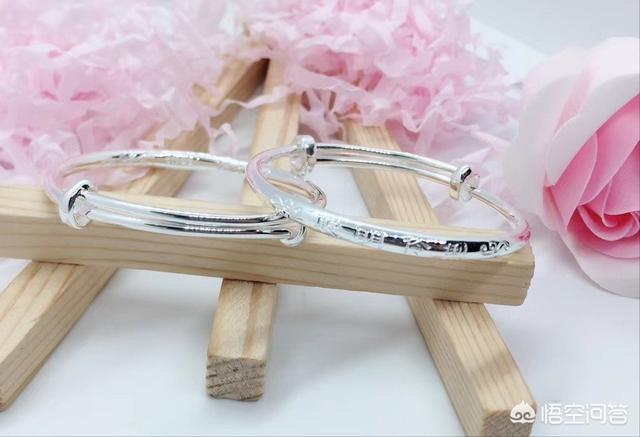 缺木的男孩带什么首饰,男宝宝带什么珠宝首饰比较好？