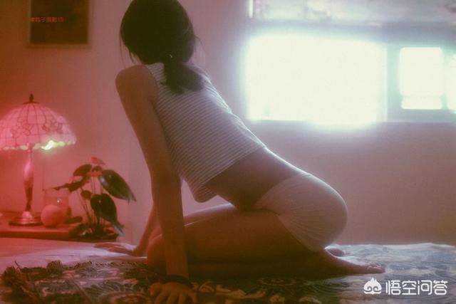 美袭来女性网(女人的哪些行为说明她在想念你呢？