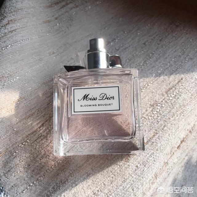 最近很喜欢淡香水,有哪些留香时间长,味道很舒服的淡香水推荐吗？