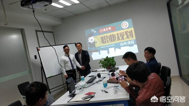 自媒体工作室运营管理人员哪里可以招聘