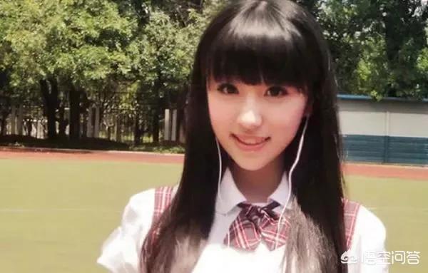 明明长得很漂亮，却不适合演古装的女明星有哪些？