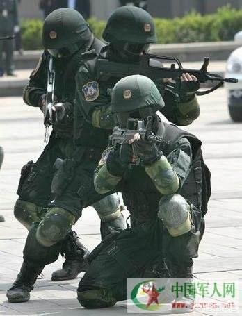 武警、特警和特种部队有什么区别？什么情况出动武警、特警和特种部队？插图12