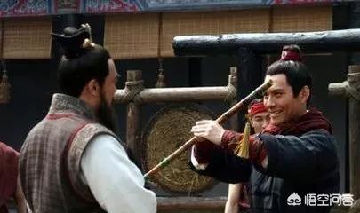 卢俊义和燕青是什么关系？
