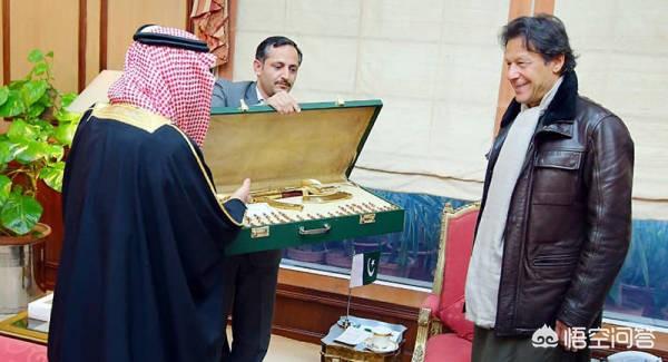 沙特为何要送黄金AK47给巴基斯坦总理
