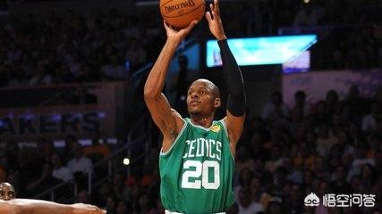 斯泽比亚克:08年皮尔斯21分4板6助夺得FMVP，当时加内特表现如何？