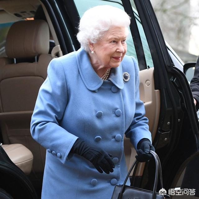 英国女王的狗干什么的:英国女王姓什么？她的子女跟谁的姓？