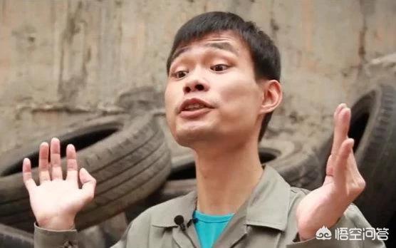 张全蛋:百度CEO李彦宏现场演讲，为什么会被泼水？