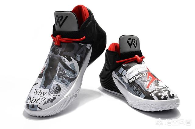 有没有全掌zoom或boost的实战球鞋推荐？
