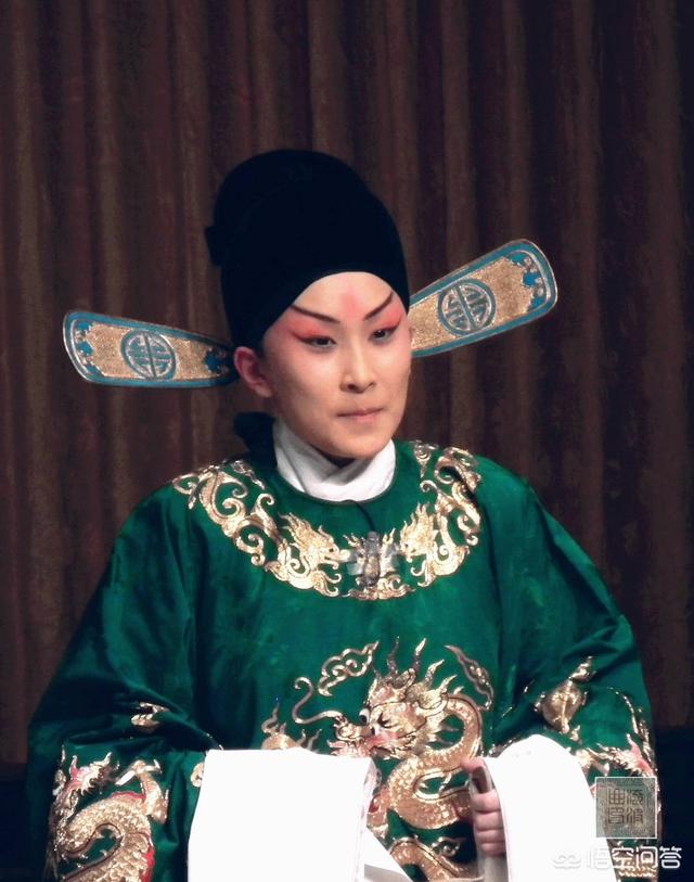 京剧女老生姜培培的艺术成就如何？