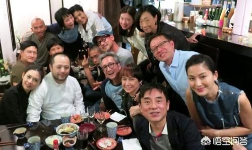 张国荣是攻还是受:为什么说张国荣和英皇老板杨受成是“翁婿之交”