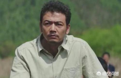 桑叶红:在小说《大江东去》中，雷东宝出狱后，为什么要弃用雷士根