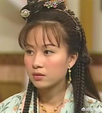 宫洺喜欢谁:电影小时代里顾里也是富二代。为什么顾源的妈妈不喜欢她