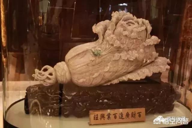 何鸿燊怎么读:赌王何鸿燊都有哪些天价文玩收藏？