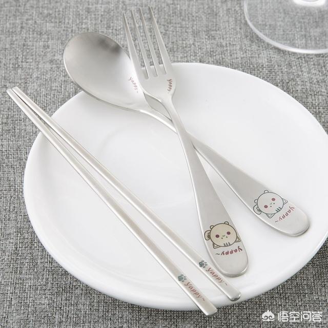 筷子最难夹的菜有哪些，可以说说你们18岁时候的有趣的故事有哪些吗？