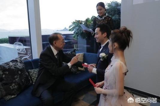 杨受成女儿:为什么说张国荣和英皇老板杨受成是“翁婿之交”？