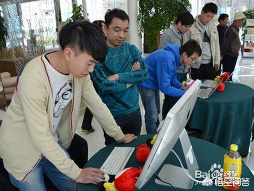 微信<a href=https://maguai.com/list/256-0-0.html target=_blank class=infotextkey>朋友圈</a>经营自制食品:女人在家做手工烘焙，通过微信卖出，你觉得这样可行吗？(急招在家做手工活赚钱)