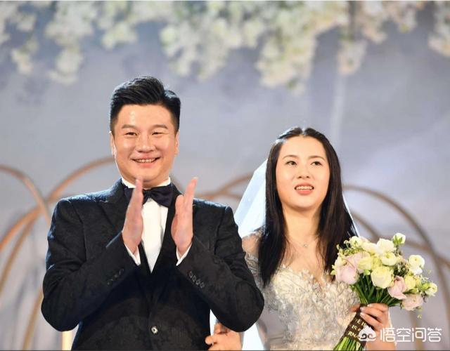前国脚李金羽在家乡沈阳举办婚礼,原队友曲乐恒、王永珀皆到场祝贺,你怎么看？