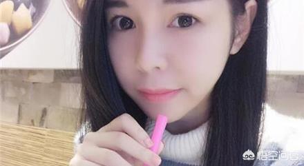 半仙baby:《DOTA2》哪个女主播的实力比较强大概是什么级别的
