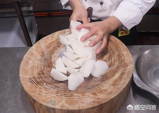怎么做出鲜美好喝的羊肉汤？