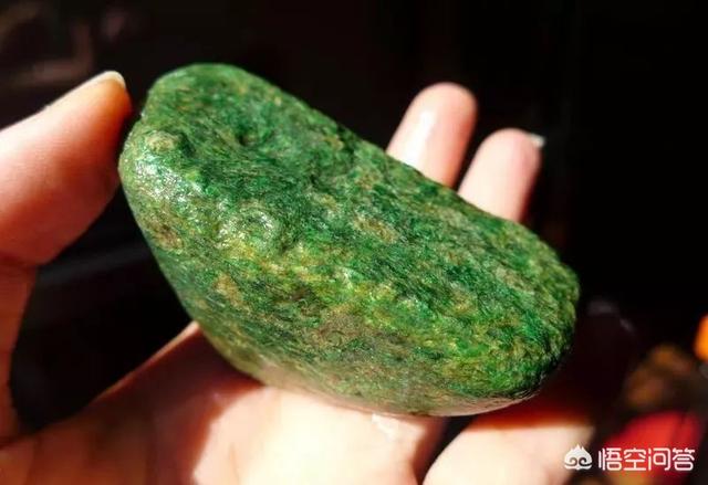 翡翠原石场口特点介绍,后江场口翡翠原石有些什么特点？