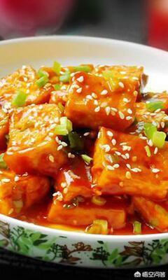 豆腐怎么做软嫩鲜香又营养，锅塌豆腐怎么做好吃？不会大翻勺能做好吗？
